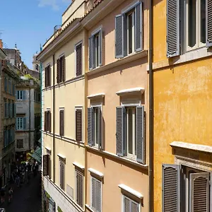 At Luxury Navona 2 Rome